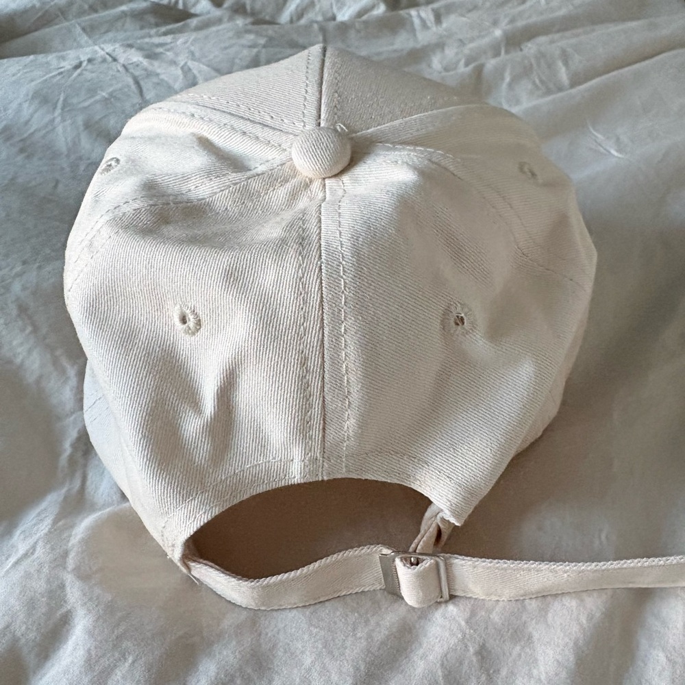 Chic Cream 'Wifey' Cap - Picture 3 of 3
